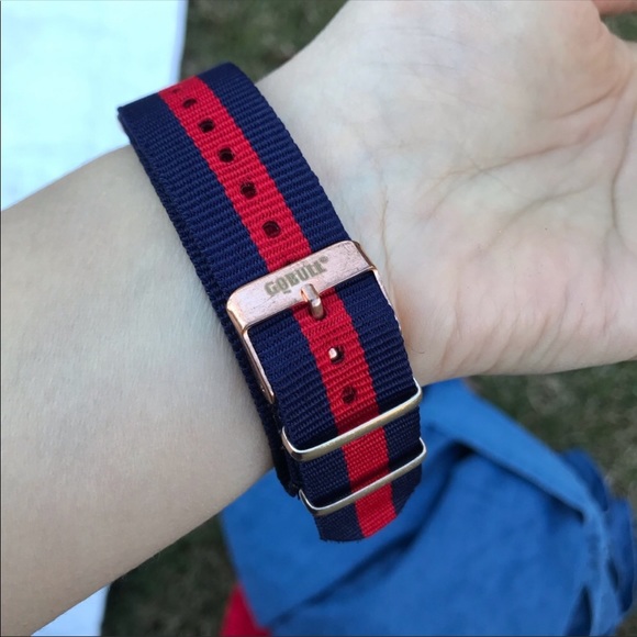 NWT Luxury Red ,Dark blue watch - Picture 4 of 4